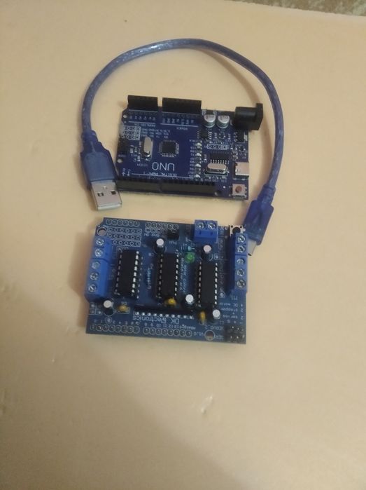 Arduino uno ulash simlari bilan
