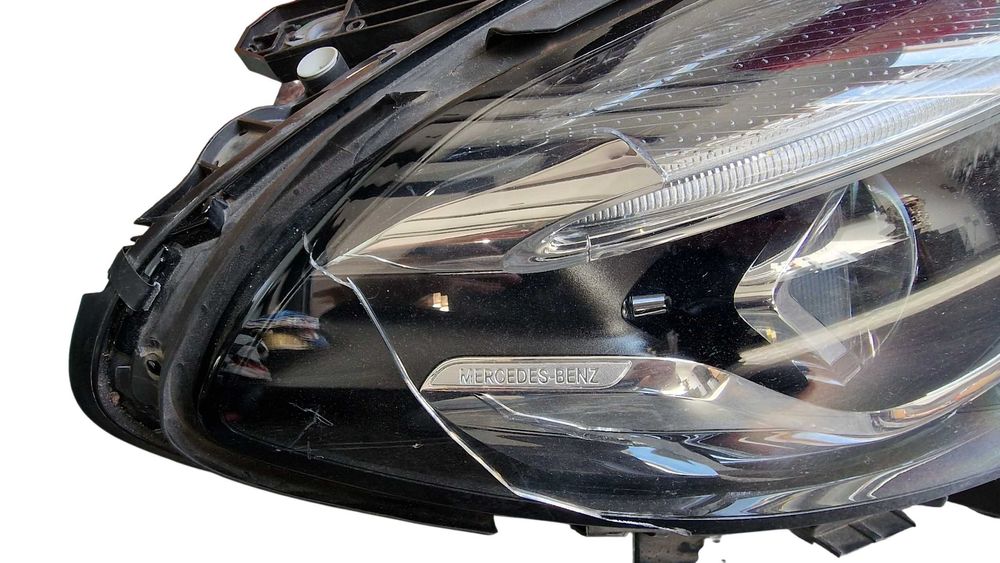 Mercedes B-Class W246 LED лед десен фар CLA C118 W118 Multibeam far