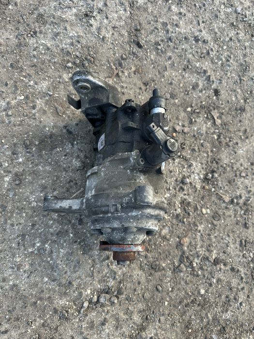 Vand pompa servo dynamic drive bmw F01 F02 F07 seria 7 seria 5 GT