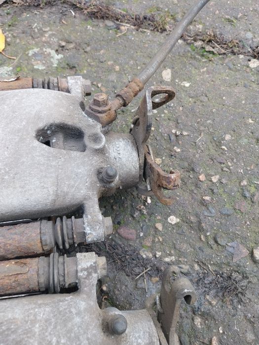 Задни спирачни апарати TRW Опел Инсигния/Opel Insignia