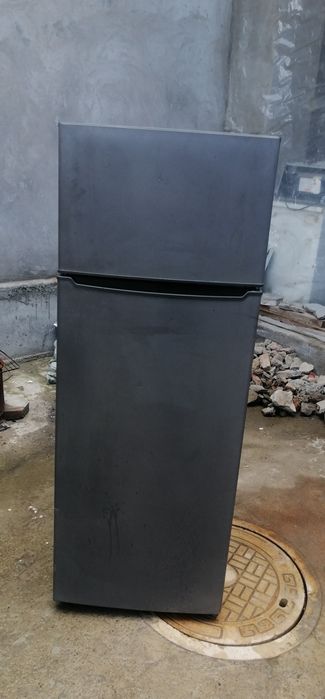 Estel Xaladinik sotiladi xolati yaxshi hama joyi radnoy