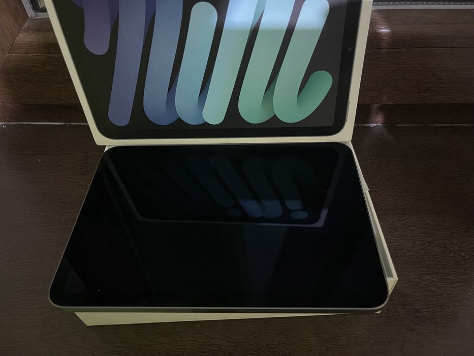 Продаю iPad mini 6 (64 GB, Wi-Fi, серый цвет)