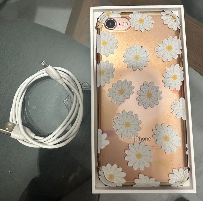 Vând telefon iPhone 7