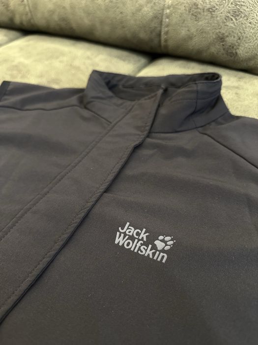 Дамски елек Jack Wolfskin – размер L