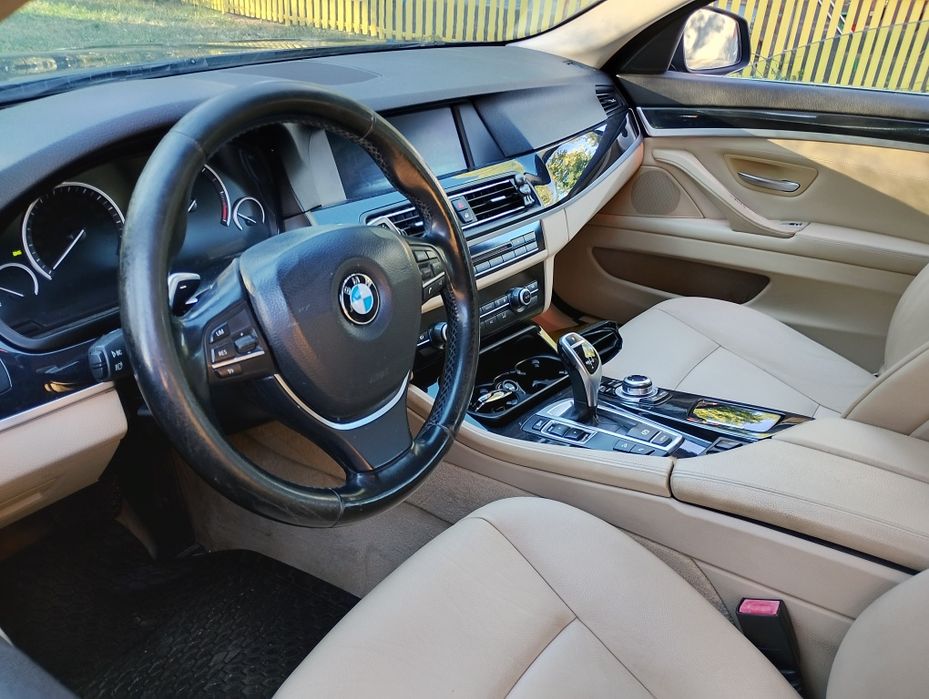 BMW 525 Xdrive 8ZF / 2013 Вс.платено и обслужена
