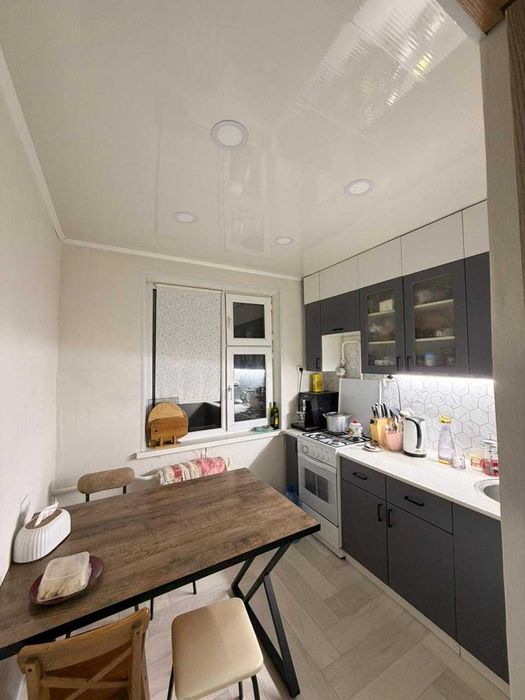 Продается 2 ком квартира район Автопарк