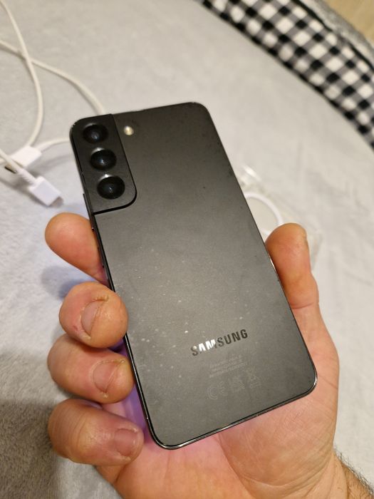 Vând  telefon  samsung s22