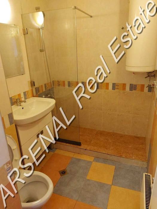 Дава се под наем Четиристаен апартамент в София, Редута - 190 кв.м за 800 € - Снимка #8