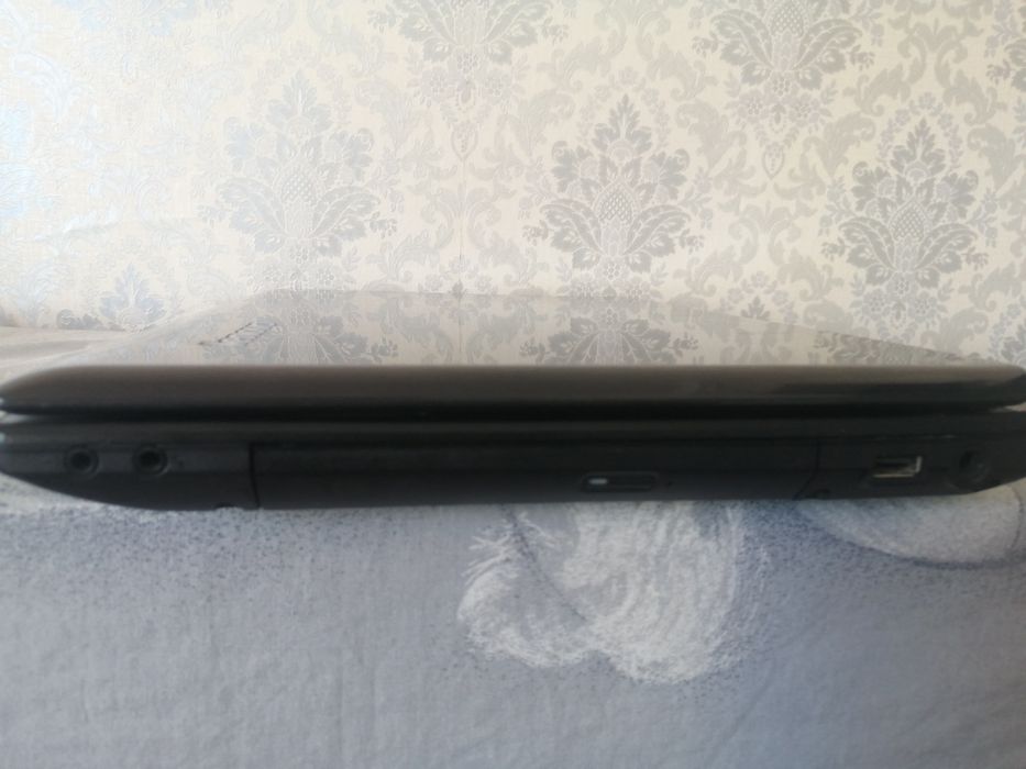 Продам ноутбук бу