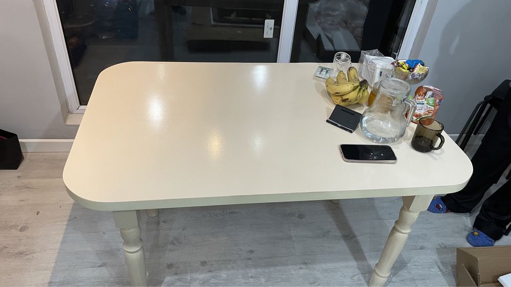 Продаю обеденный стол 120х80