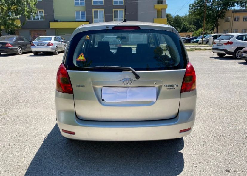 Toyota Corolla Verso 1.8 vvt-i 135 бензин/ГАЗ 2002 година