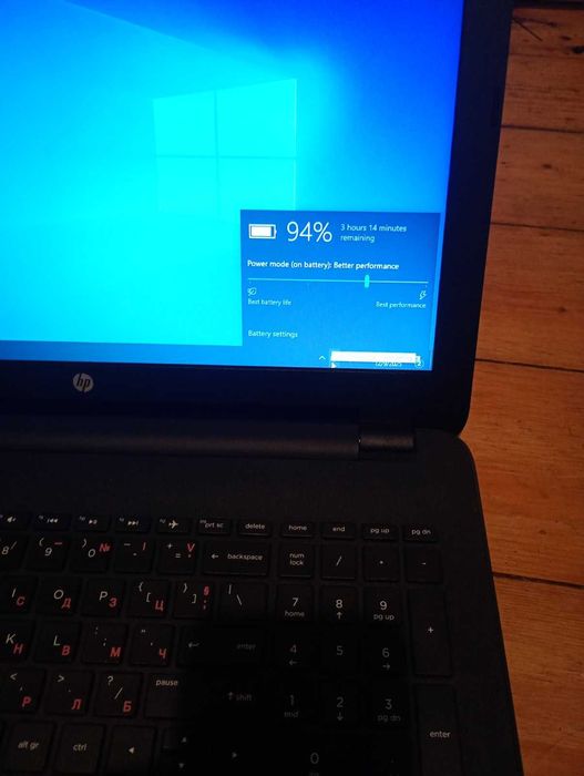 Лаптоп Hp, отличен, като нов, 15 инчов дисплей, НОВО SSD с гаранция