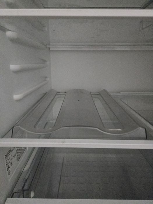 Продам холодильник Холодильник ATLANT белый