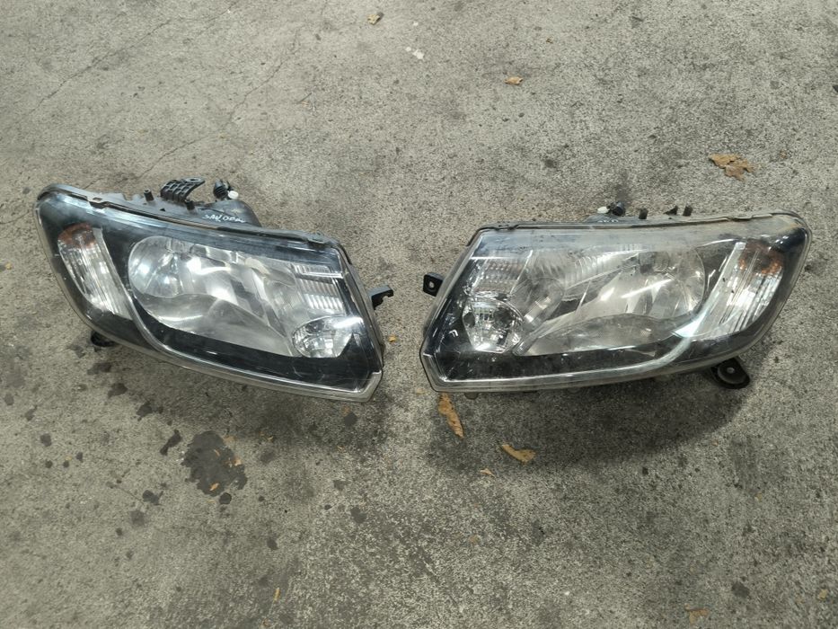 Фарове за Dacia Sandero