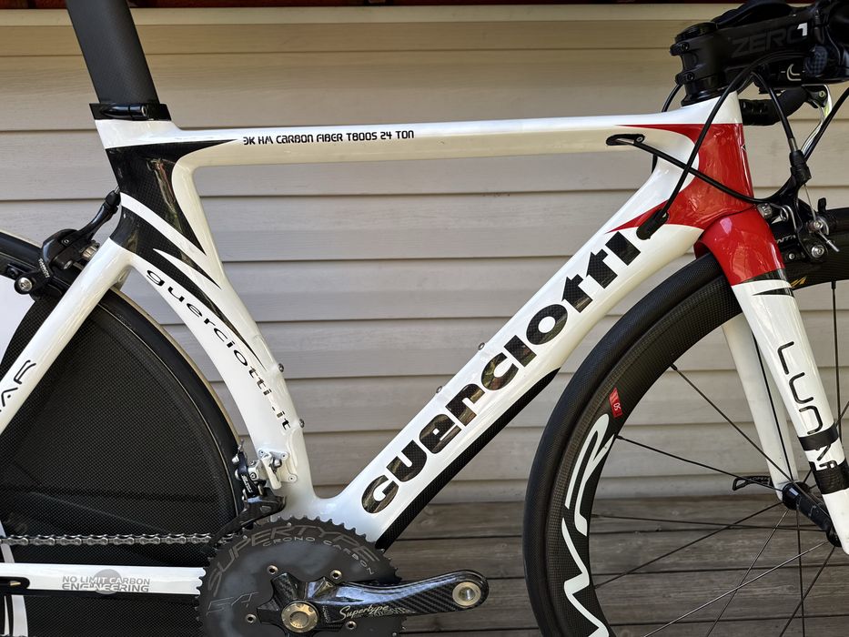 Карбонов велосипед Guerciotti Lunar TT / Time Trial
