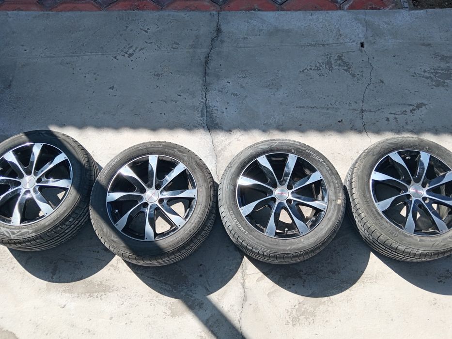 Комплект дисков с летними резинами