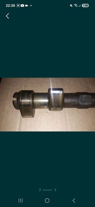 Поршень  на  двс вр 6 распредвалы