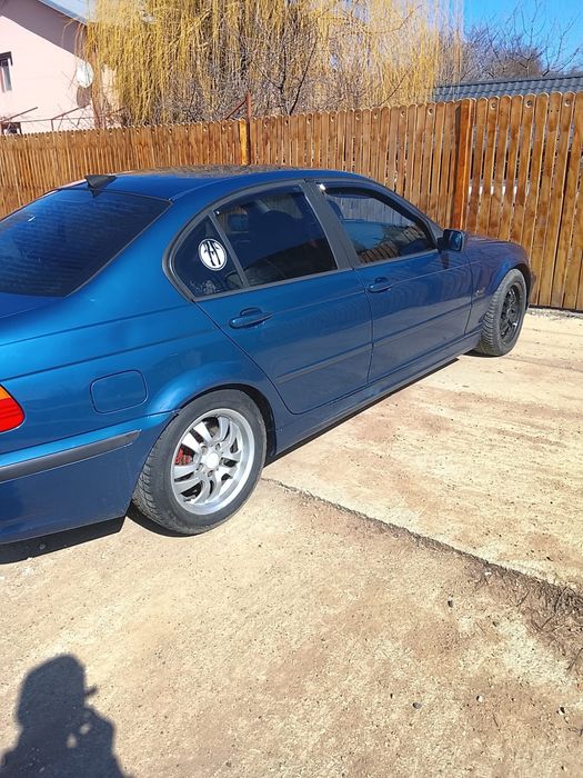 BMW 3 Series 2002 — imagine 3