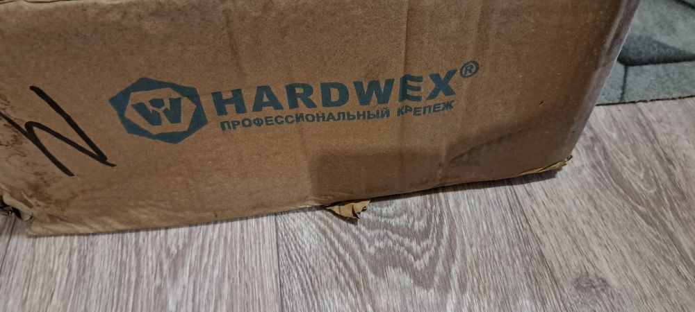 Саморезы HARDWEX для сендвич панели новые