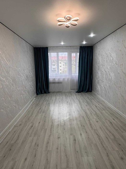 Продается 2 ком. квартира, район Диана