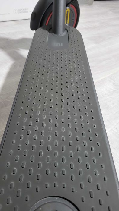 Электросамокат Mi Electric Scooter Pro 2