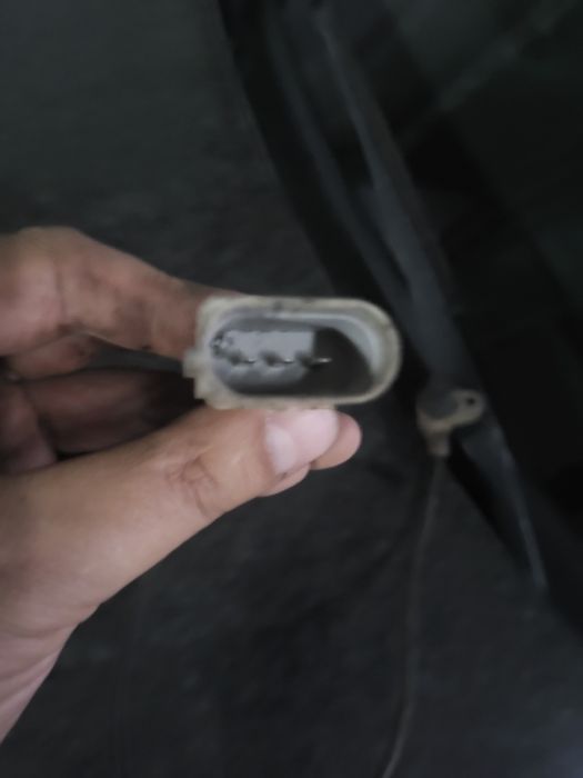 Продам датчик коленвала на Ауди А6 С5