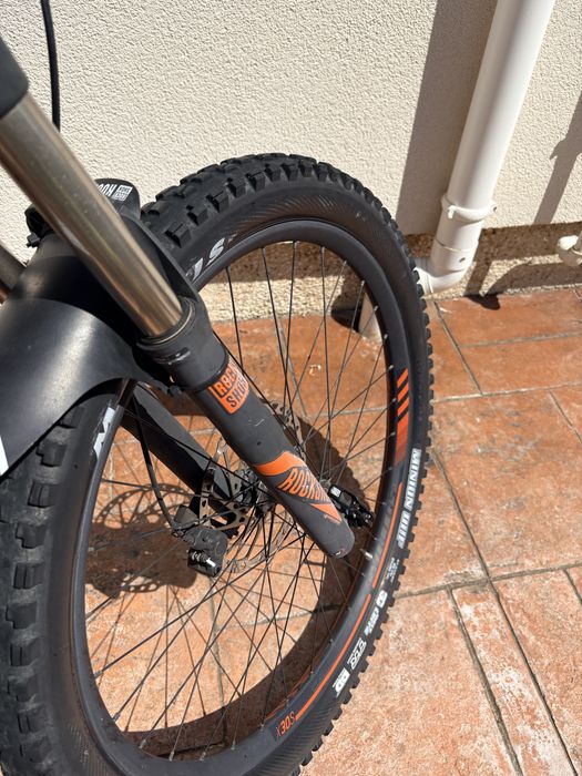 Bicicleta electrica Scott E-Genius 720
