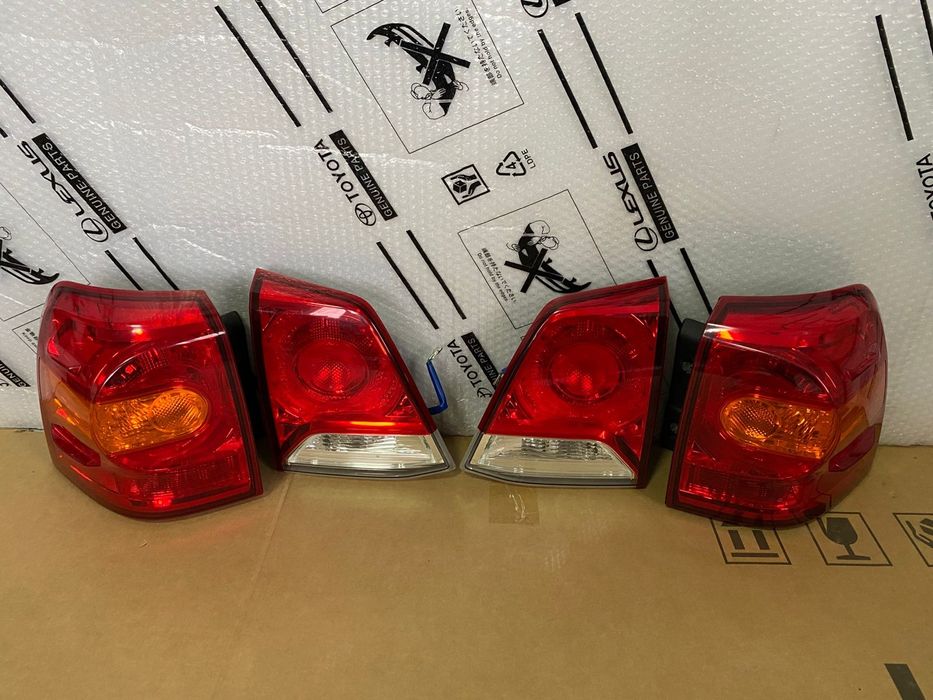 Фонари Land Cruiser 200