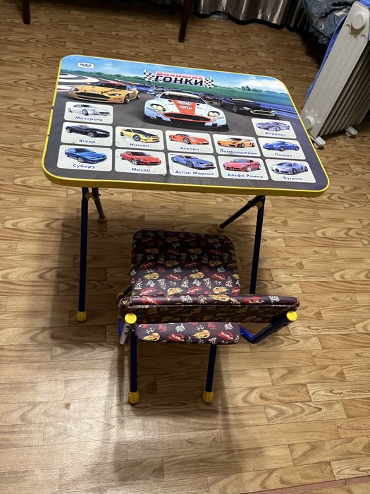 Детский стол/парта