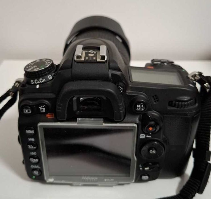 Nikon D 7000 + светкавица Nikon SB 700