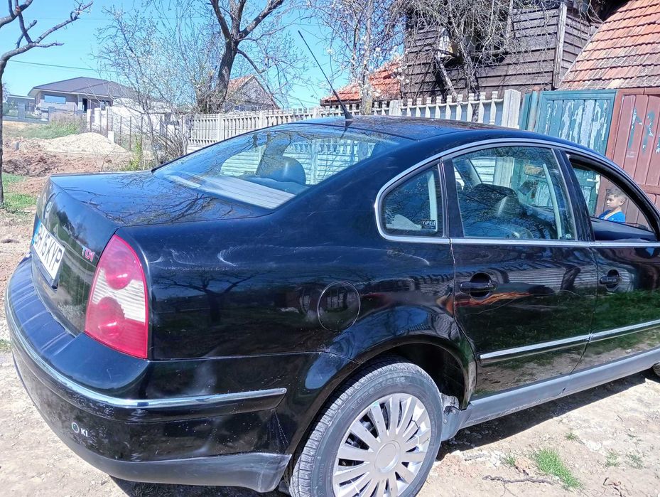 VOLKSWAGEN Passat 2002 — imagine 3