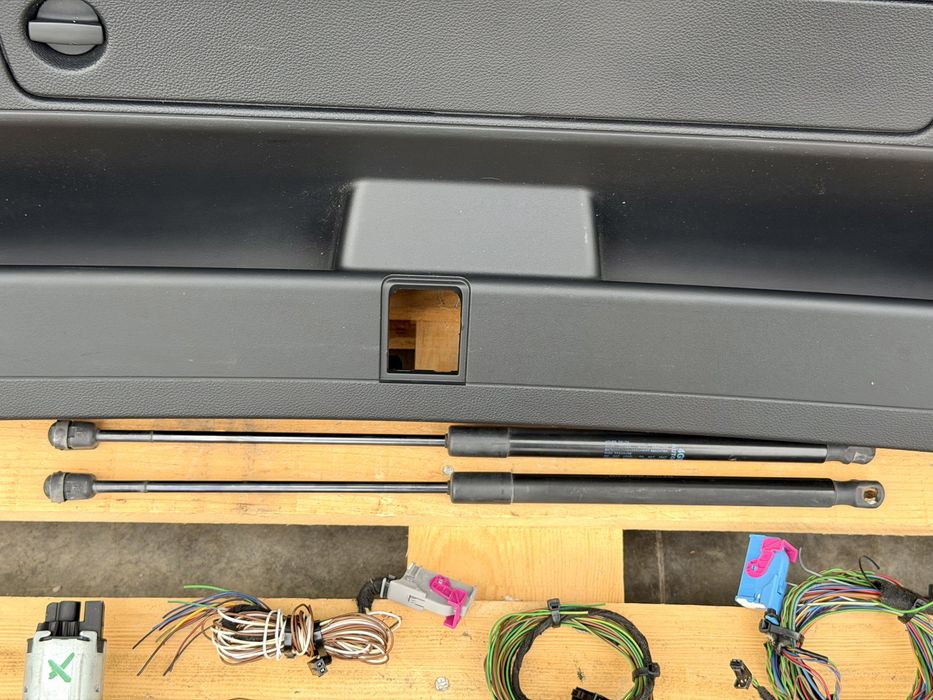 Автоматичен багажник AUDI A6 4G Комплект