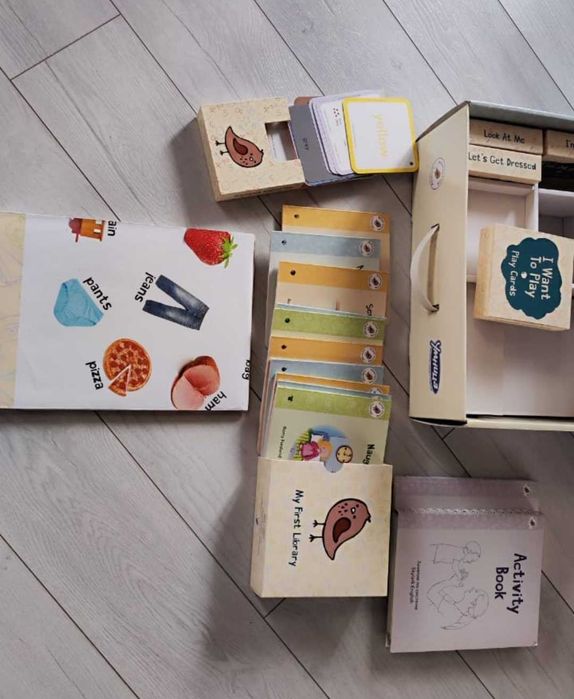 Умница. Skylark English for babies