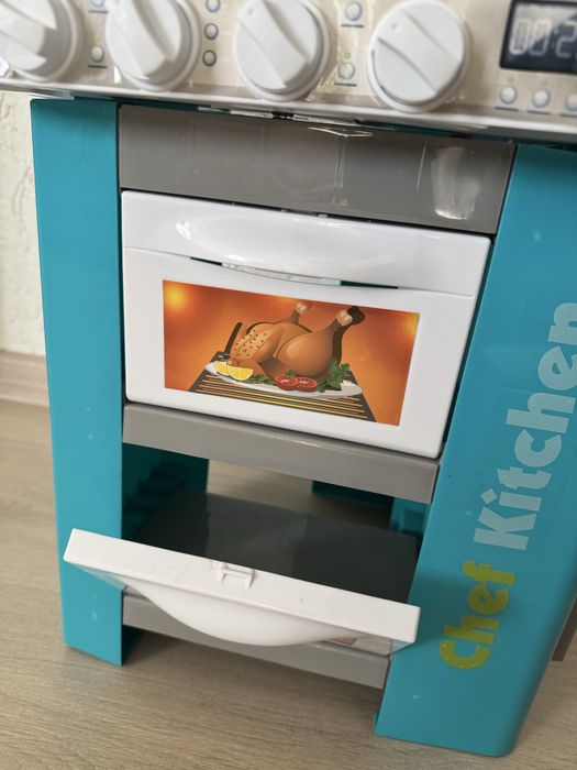 Детска кухня с батерии