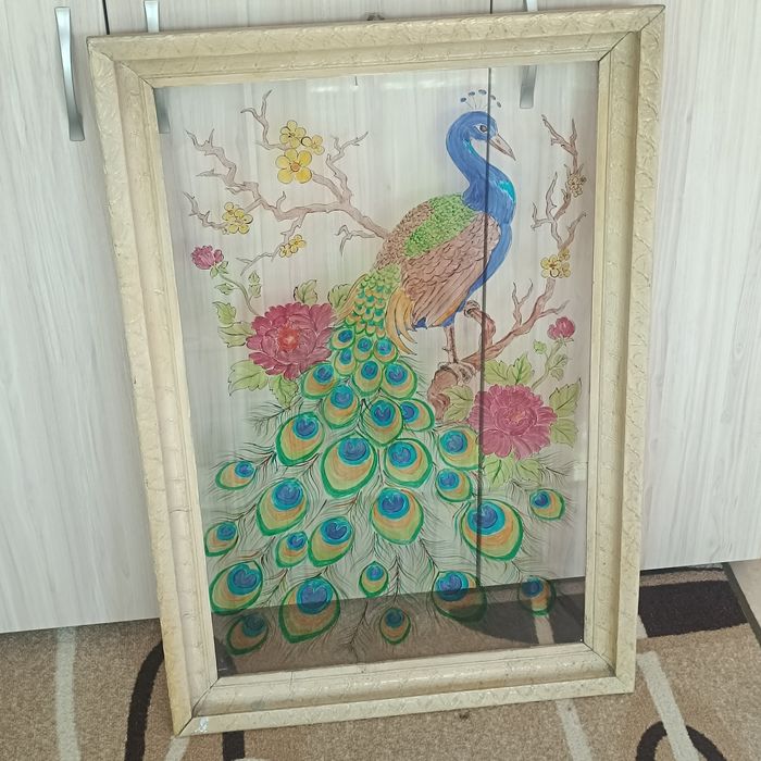 Рисунка върху стъкло /стъклопис