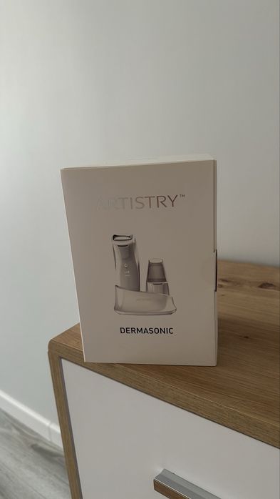 Аппарат для лица Dermasonic от Amway