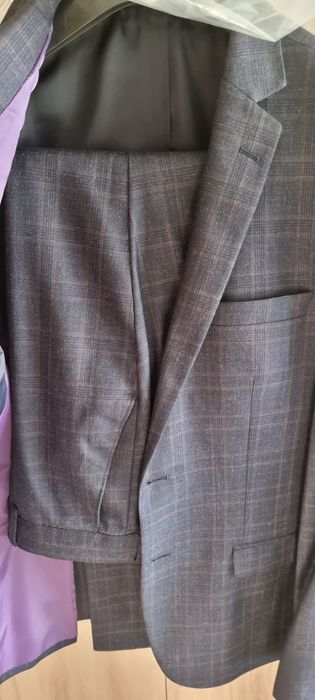 Продам костюм мужской.