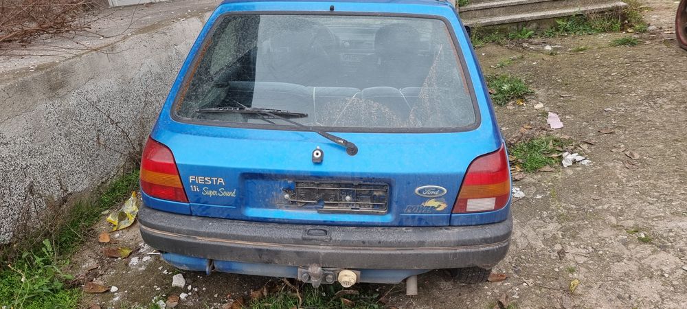 Форд  фиеста 1.1 бензин