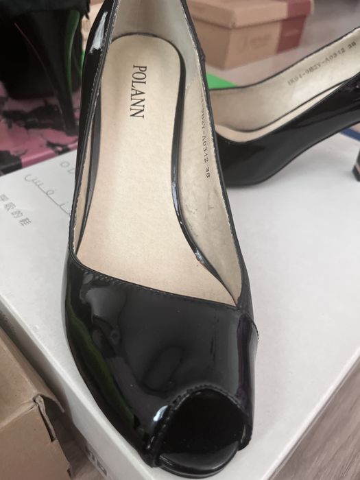 Продам туфли размер 38