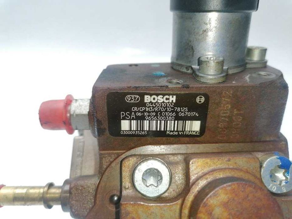 Pompa injectie Mazda 2  1.6 diesel  cod 0445010102