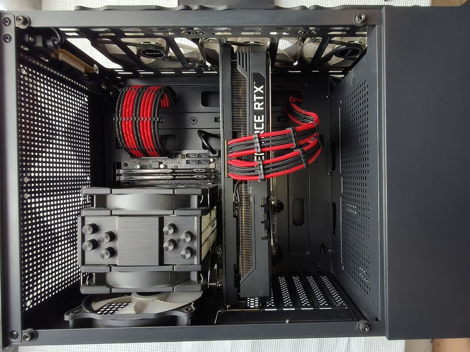 Продам корпус Antec AX20 черный