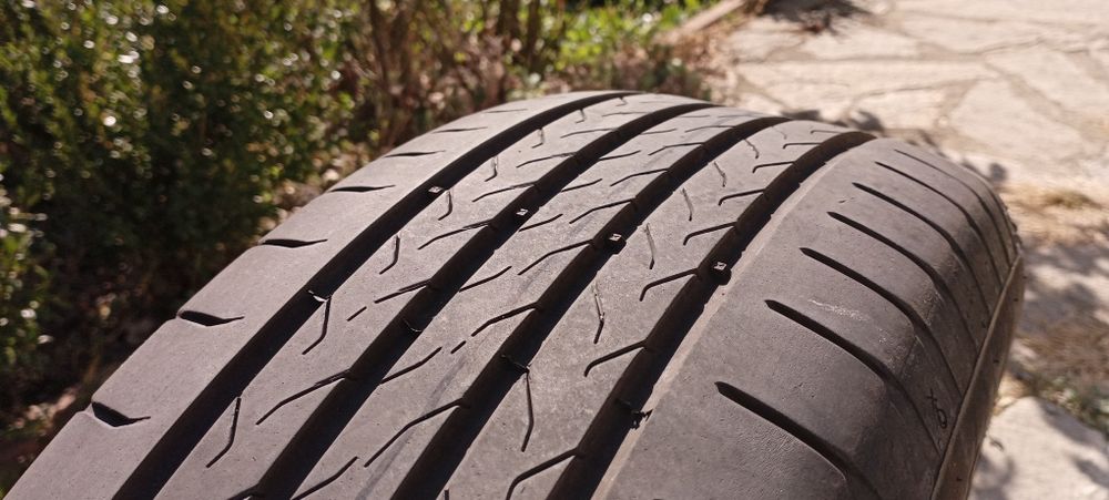 4 броя летни гуми Continental EcoContact 6Q 215/60/r17 H