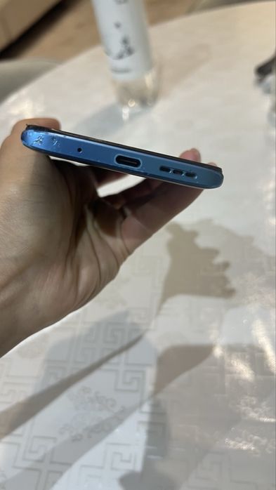 Продам телефон редми 10!