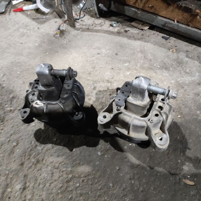 Tampoane motor BMW f10 f11 2.0 diesel n47