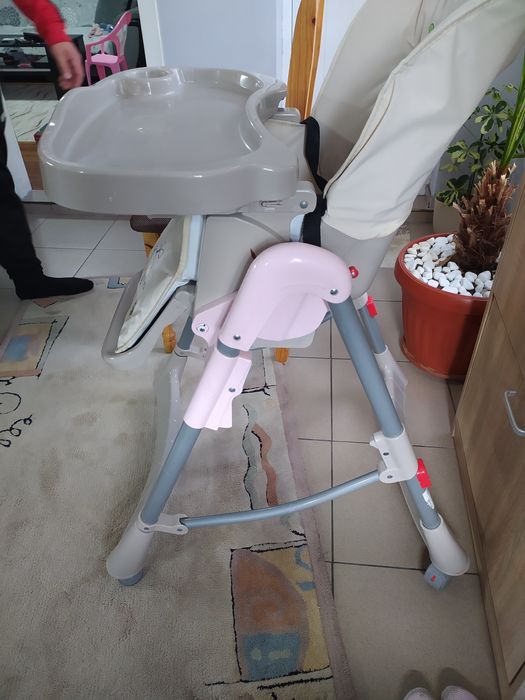 Столчето за хранене