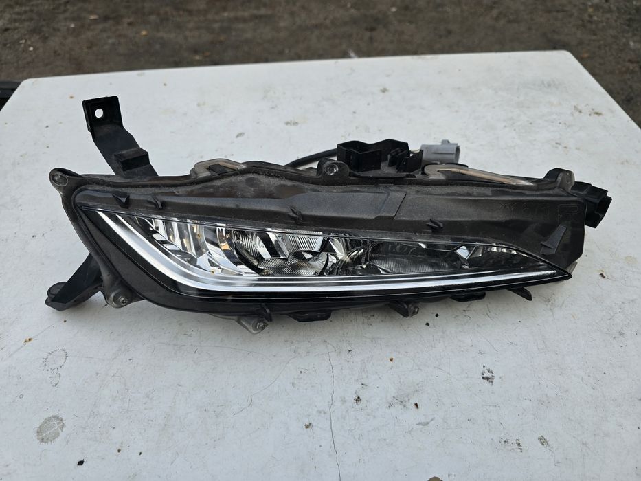 Halogen dreapta impecabil lexus rx 450h lift 2020-2023