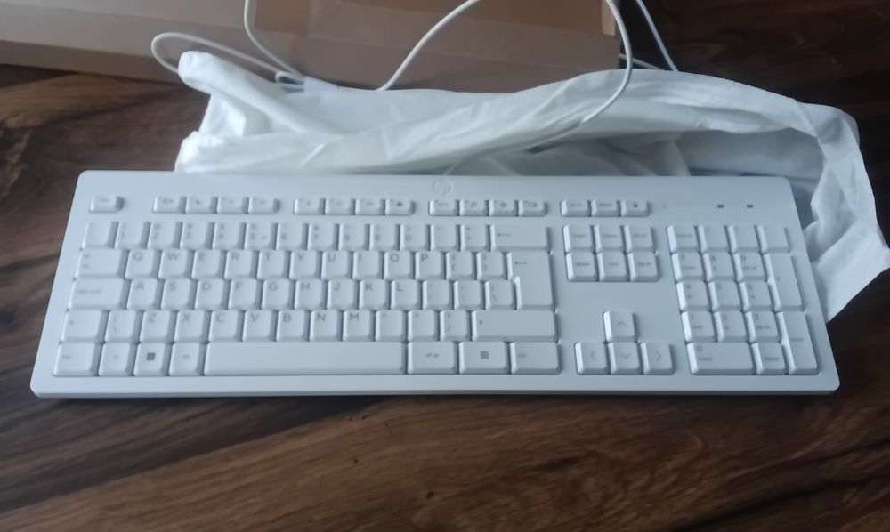 Tastatura HP noua alba