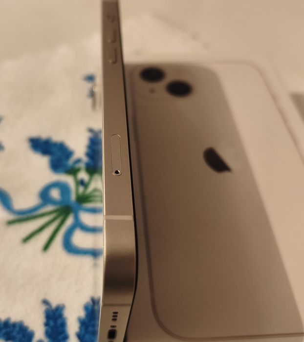 iPhone 13 Silver