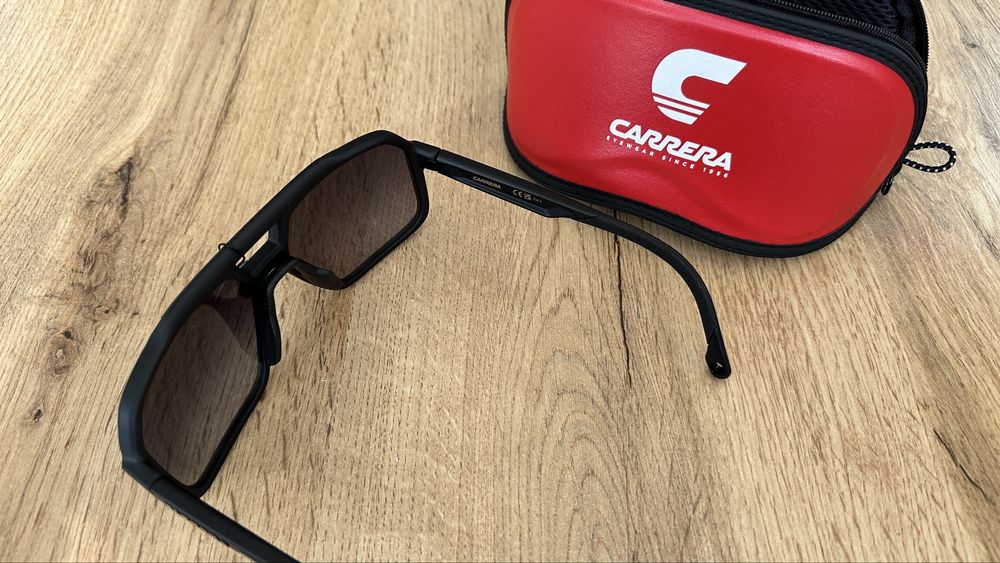 Нови слънчеви очила Carrera, мъжки