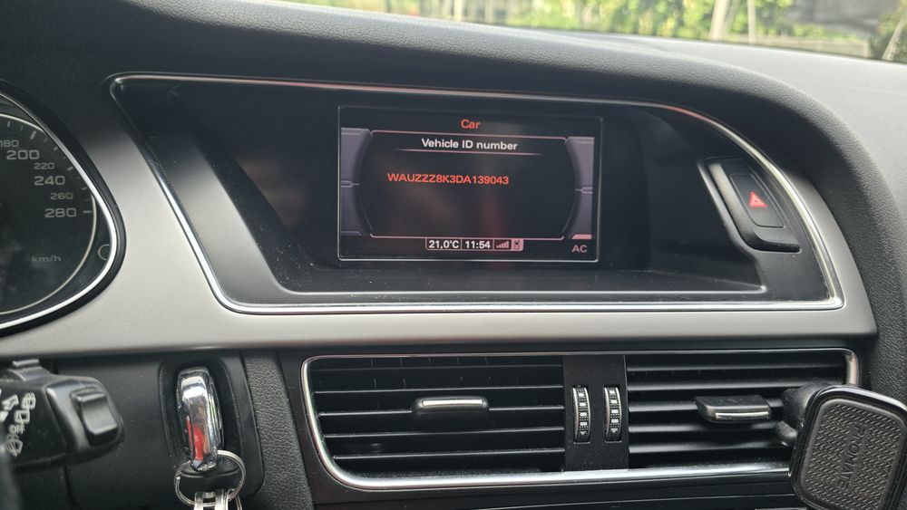 Vând Audi A 4 B 8 avant